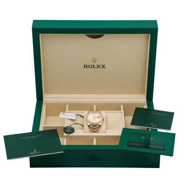 Rolex Day-Date 40 228348 RBR